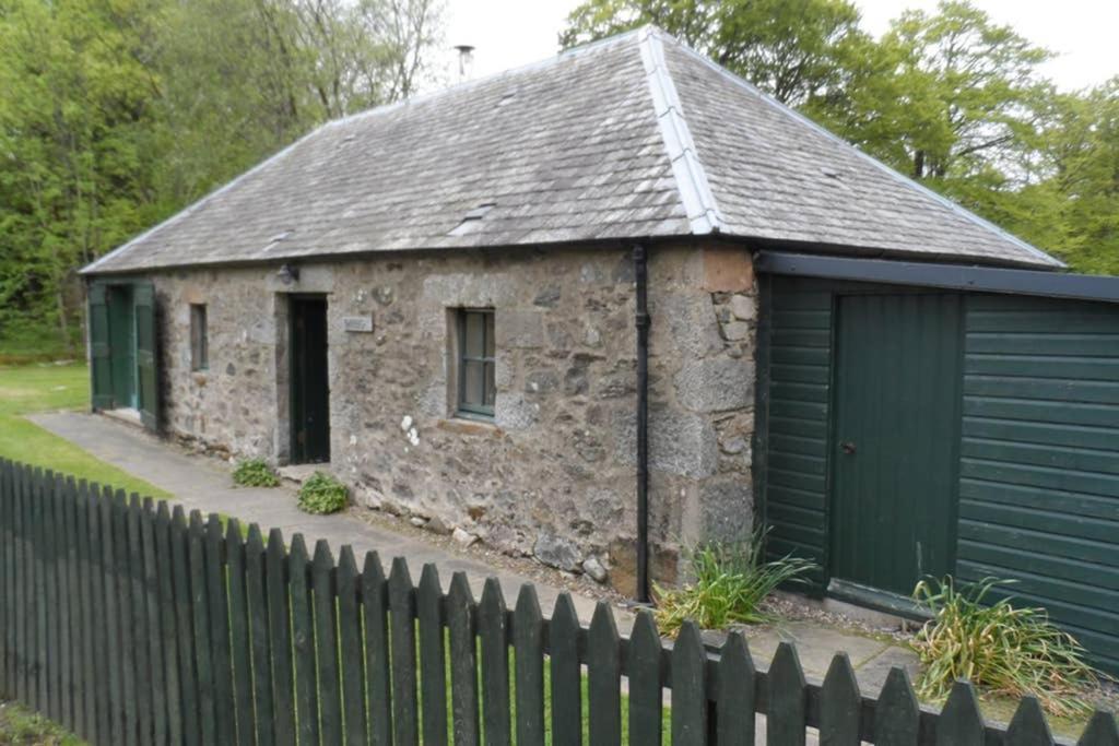 Blairbeg Cottage Blairgowrie and Rattray ภายนอก รูปภาพ