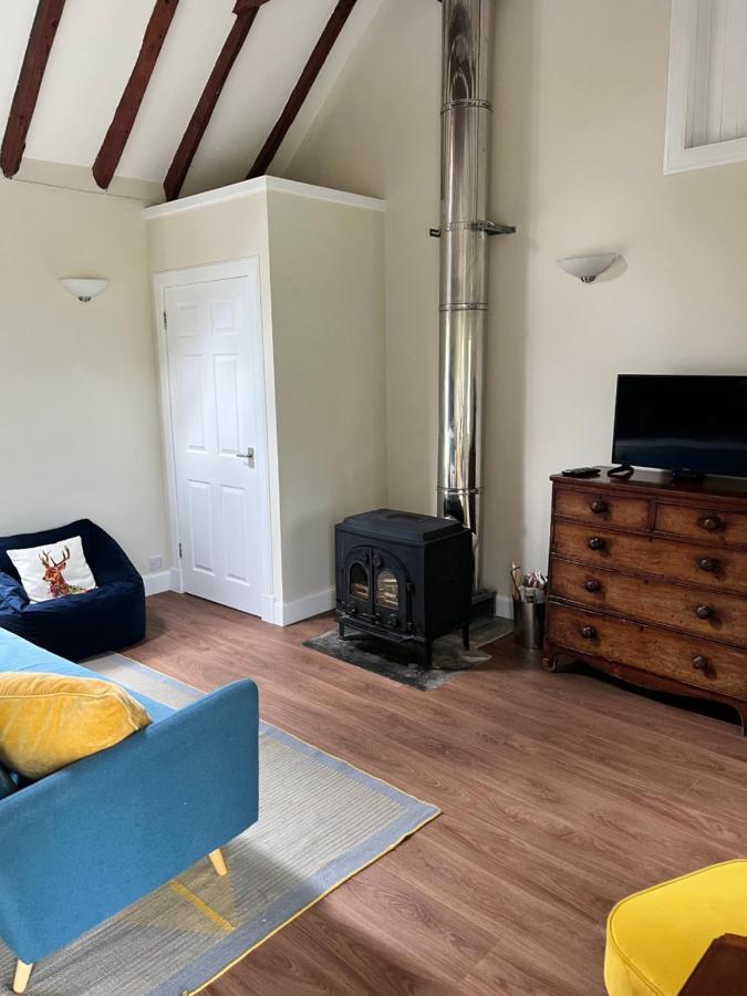 Blairbeg Cottage Blairgowrie and Rattray ภายนอก รูปภาพ